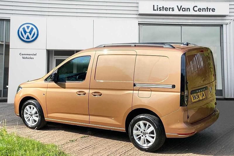 Used VW Caddy Pro 102 HP (75 kW) 2024 Gold MPV
