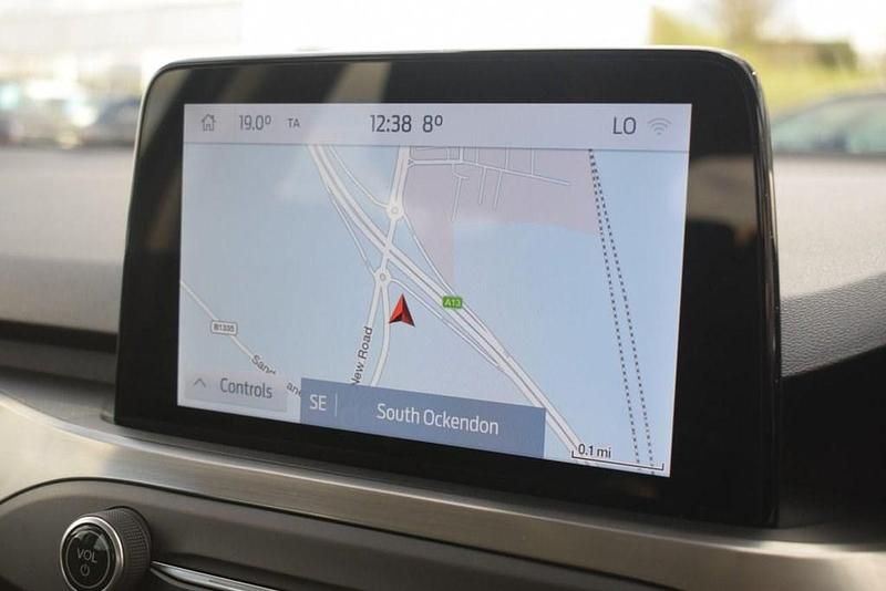 Used Ford Focus Titanium 125 HP (91 kW) 2020 Blue Hatchback