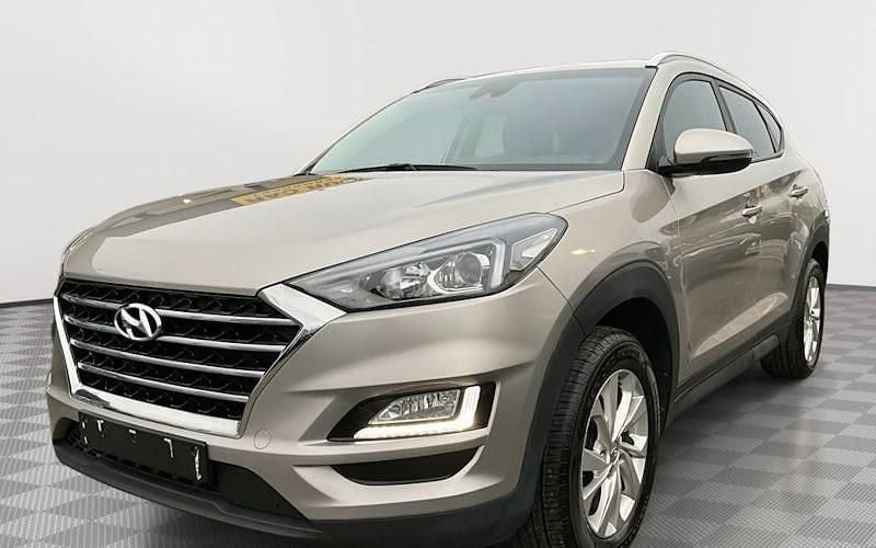 Used Hyundai Tucson SE 132 HP (97 kW) 2019 Beige SUV