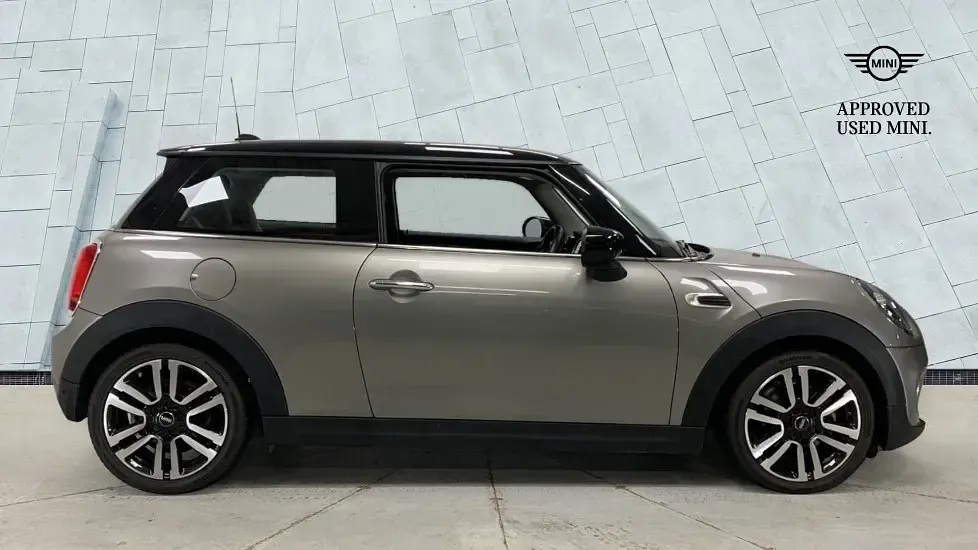 Used Mini Cooper Exclusive 136 HP (100 kW) 2020 Silver Hatchback