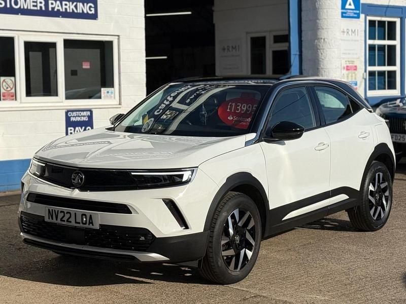 Jade white Used 2022 Vauxhall Mokka Edition SUV | £13,995 (Good price) - Image 1/4
