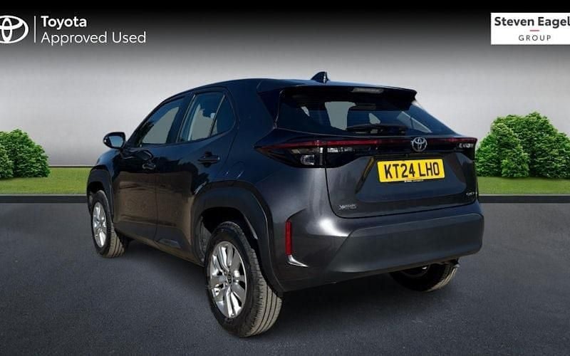 Used Toyota Yaris Hybrid 116 HP (85 kW) 2026 Estate