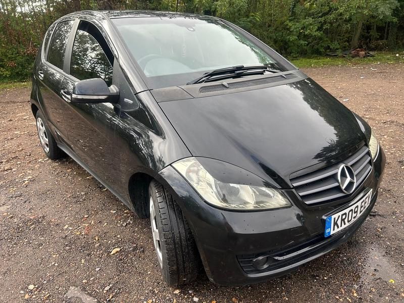 Black Used 2009 Mercedes A150 Classic Hatchback | £1,299 (Fair price) - Image 1/4