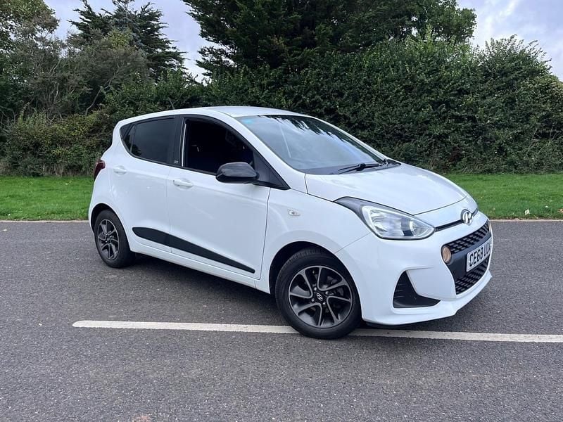 White Used 2018 Hyundai i10 GO! Hatchback | £8,995 (Fair price) - Image 1/4