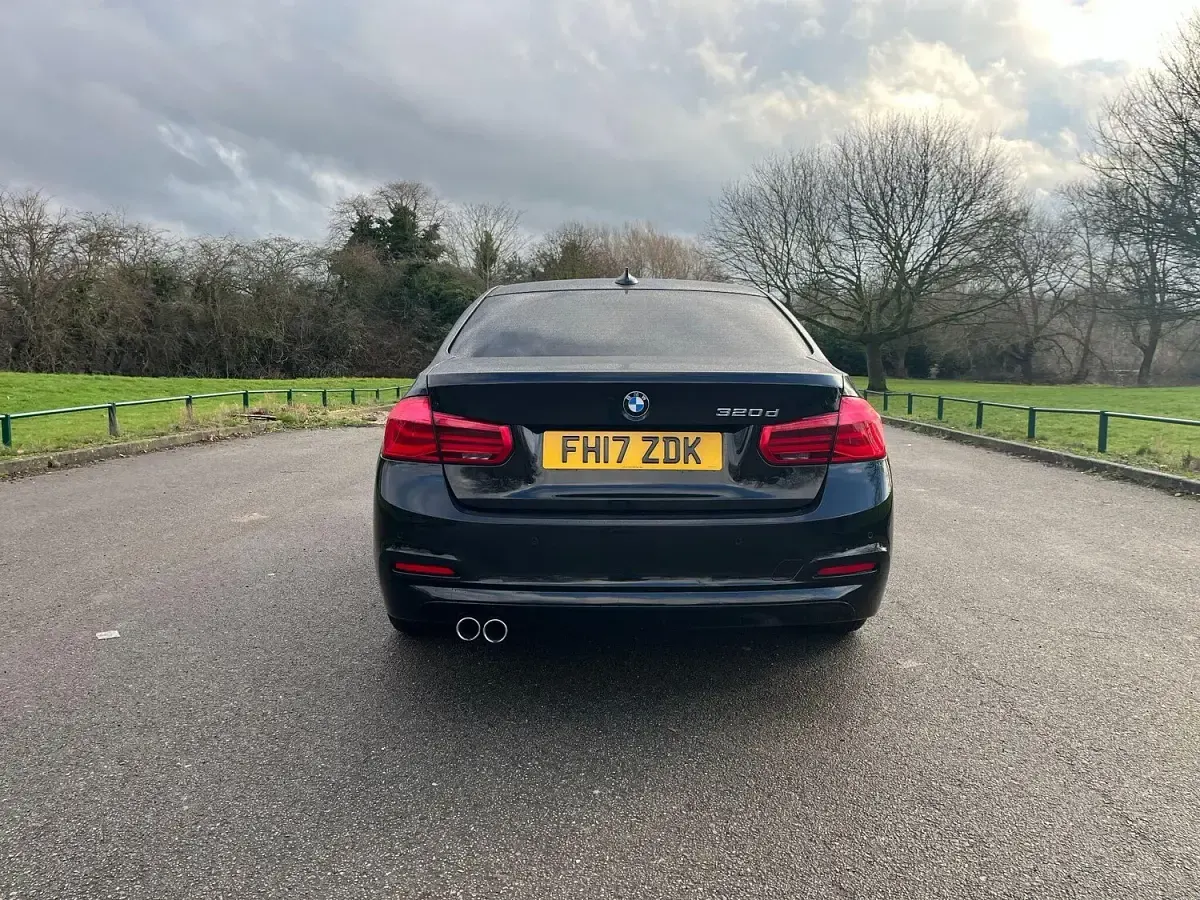 Used BMW 320 Efficient Dynamics 2017 Black Sedan