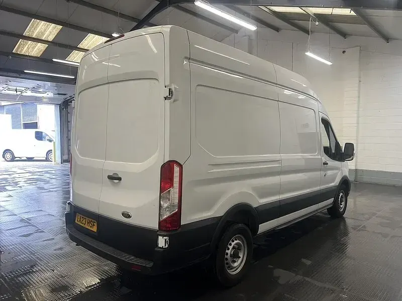Used Ford Transit 130 HP (95 kW) 2023 White Van