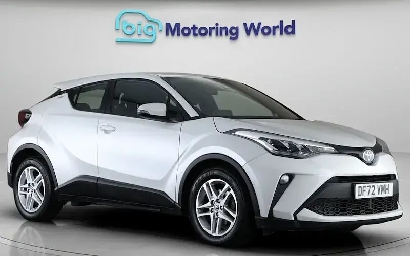 Second-hand Toyota C-HR 122 CP (89 kW) 2023 SUV
