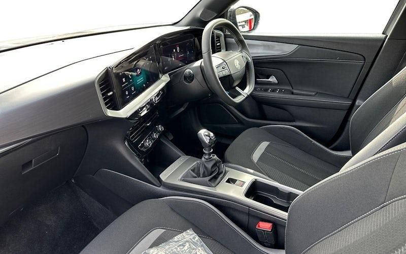 Used Vauxhall Mokka 136 HP (100 kW) 2025 Grey SUV