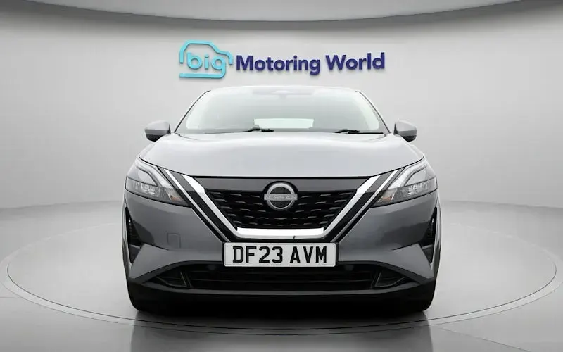 Gebraucht Nissan Qashqai Acenta Premium 190 PS (139 kW) 2023 Grau SUV