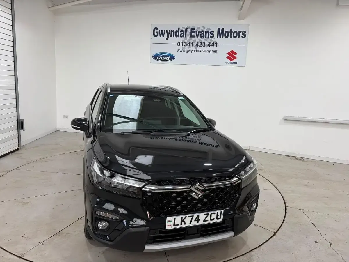 Used Suzuki SX4 S-Cross 2024 Black SUV