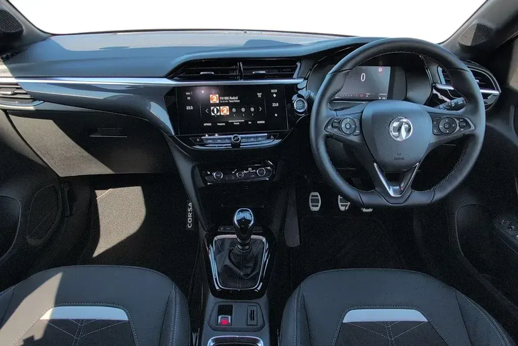 Używany Vauxhall Corsa Ultimate 100 KM (73 kW) 2023 Biały Hatchback