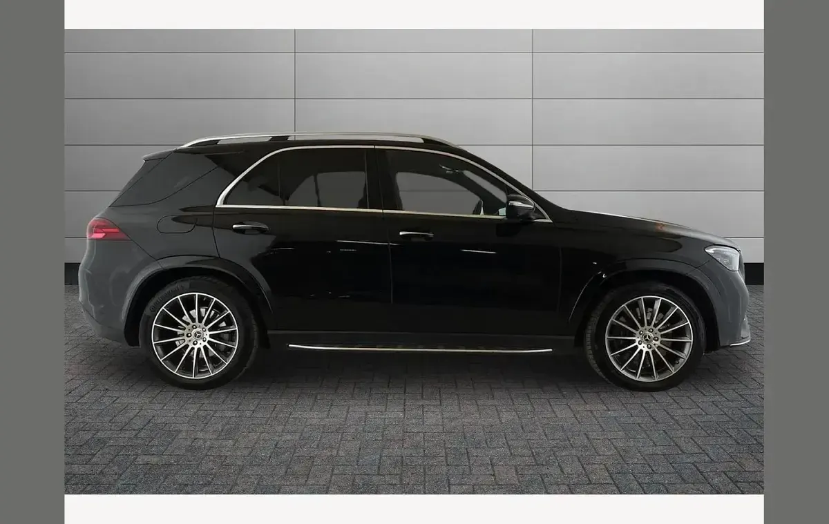 Used Mercedes GLE450 AMG AMG line 362 HP (266 kW) 2024 Black SUV