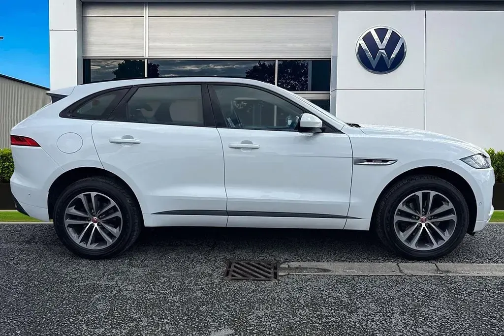 Usado Jaguar F-Pace R-Sport 2019 Branco SUV