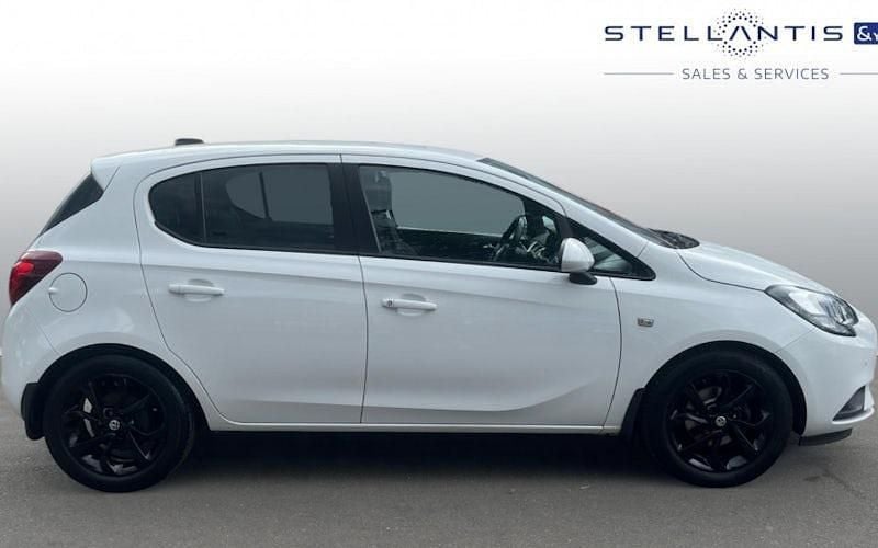 Used Vauxhall Corsa 75 HP (55 kW) 2019 White Hatchback