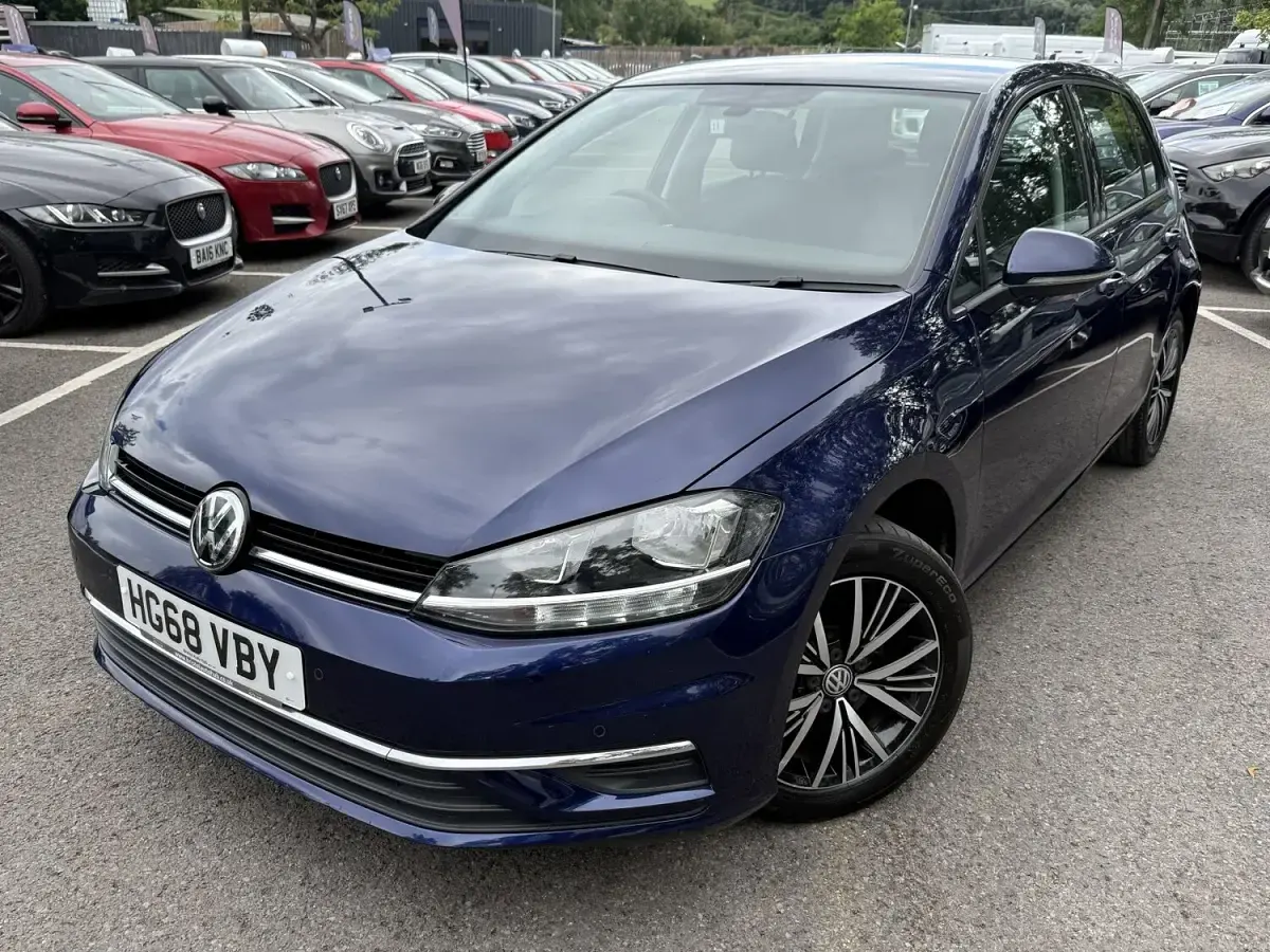 Used VW Golf VII SE 150 HP (110 kW) 2018 Blue Hatchback