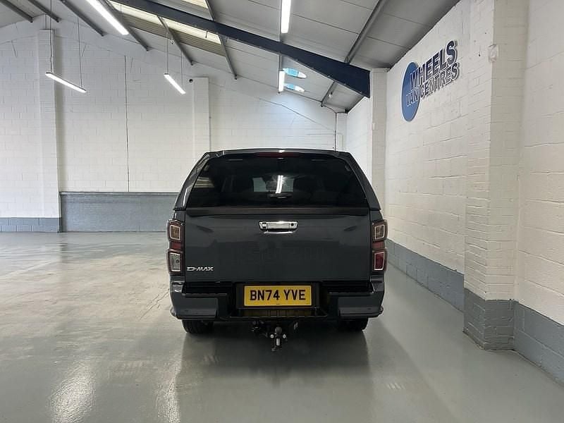 Used Isuzu D-Max 2024 Grey Pickup