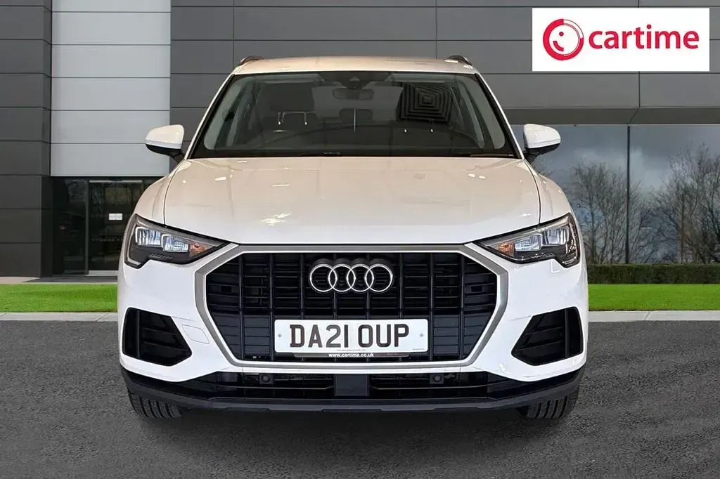 Used Audi Q3 Design 150 HP (110 kW) 2021 White SUV