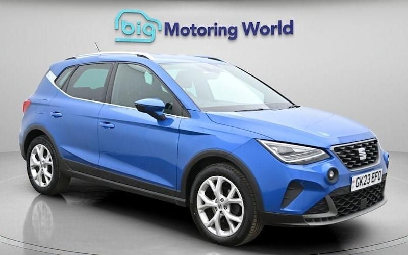 Used Seat Arona FR 110 HP (80 kW) 2023 Blue SUV