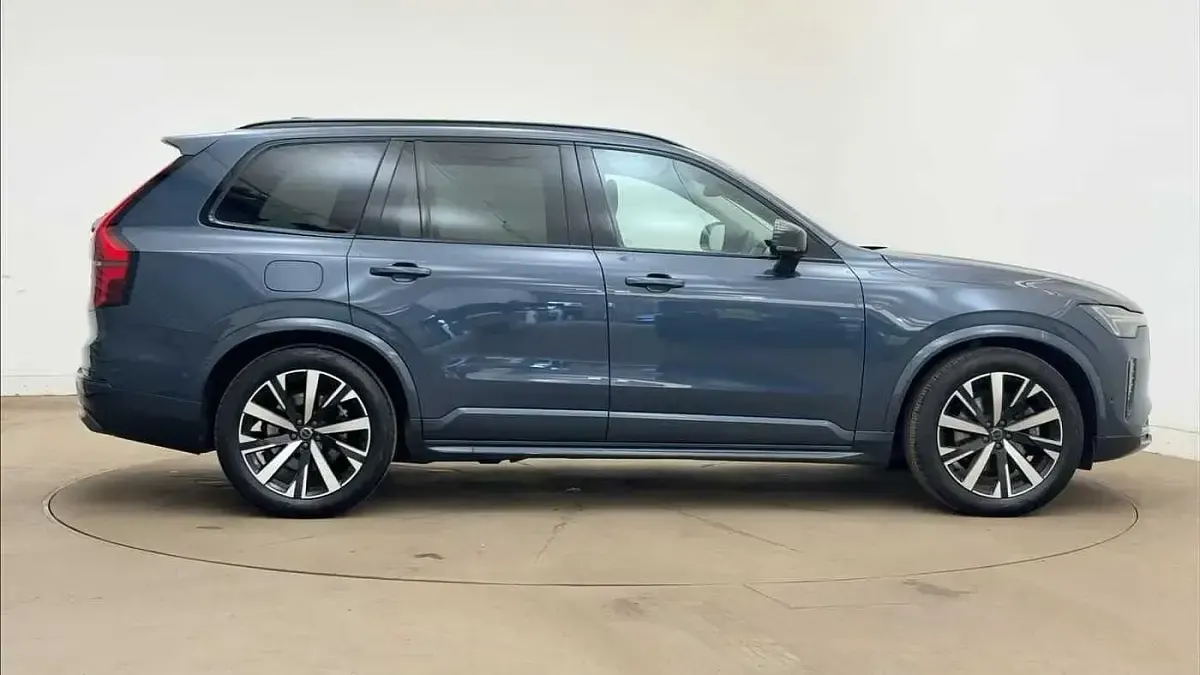 Used Volvo XC90 Plus 455 HP (334 kW) 2025 Blue SUV