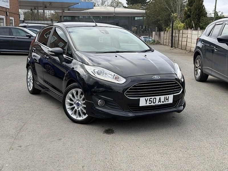 Used Ford Fiesta Titanium X 100 HP (73 kW) 2014 Black Hatchback
