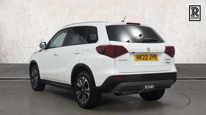 Used Suzuki Vitara SZ5 129 HP (94 kW) 2022 White SUV