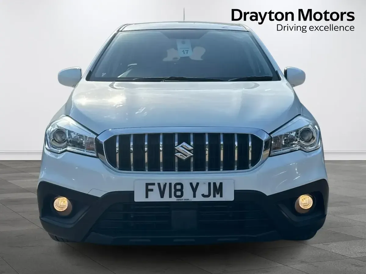 Used Suzuki SX4 SZ4 111 HP (81 kW) 2018 White Hatchback