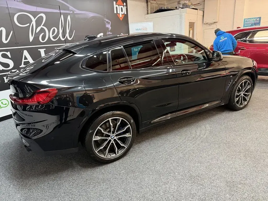 Used BMW X4 M Sport 190 HP (139 kW) 2021 Black SUV
