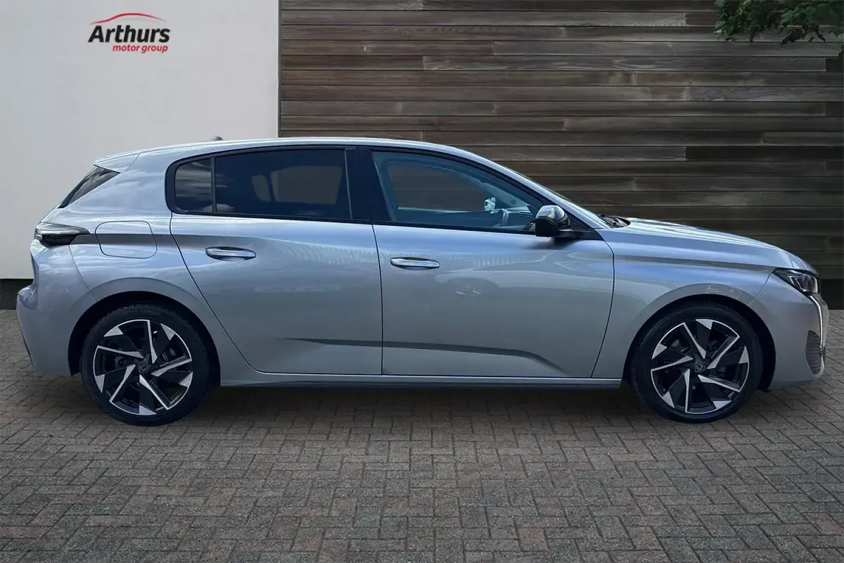 Used Peugeot 308 Allure Premium 130 HP (95 kW) 2023 Grey Hatchback