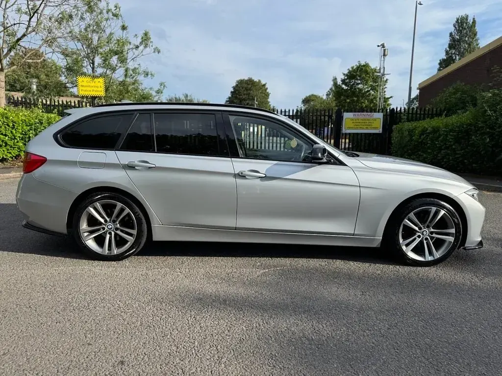 Used BMW 320 Sport Line 184 HP (135 kW) 2012 Silver Estate