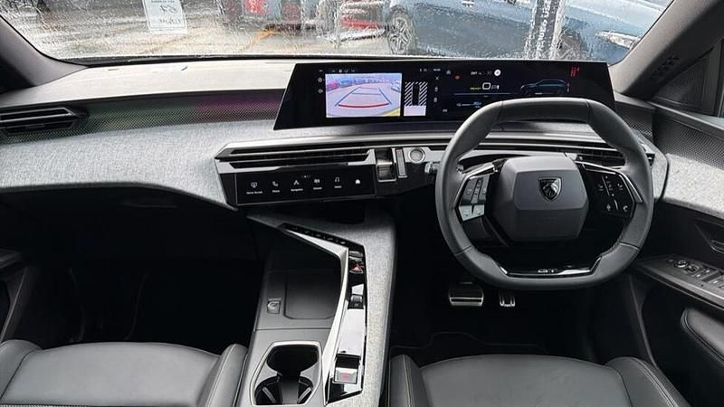 Used Peugeot e-3008 GT 152 kW (207 HP) 2025 Grey SUV