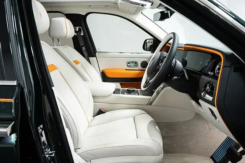 Used Rolls Royce Cullinan 536 HP (394 kW) 2026 Green SUV