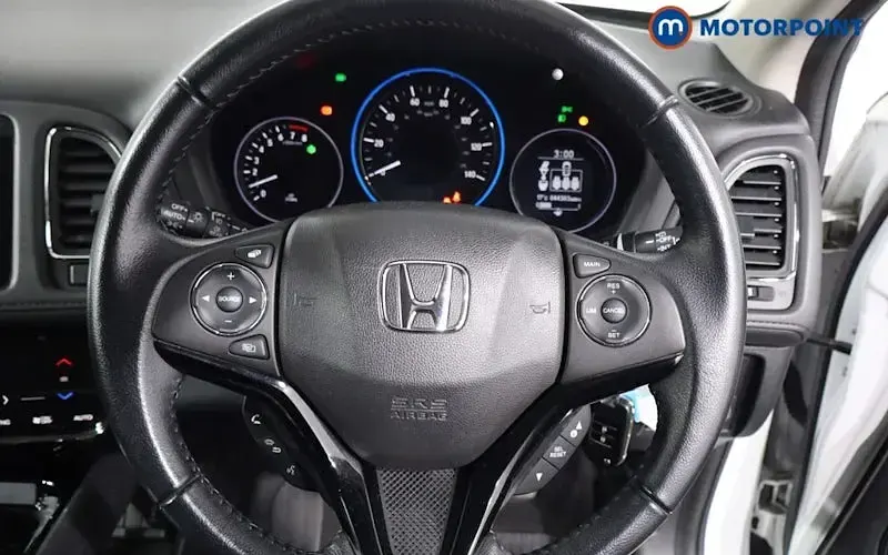 Used Honda HR-V Hybrid 131 HP (96 kW) 2019 White SUV