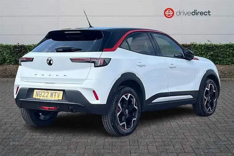 Used Vauxhall Mokka SRi 100 HP (73 kW) 2022 White SUV