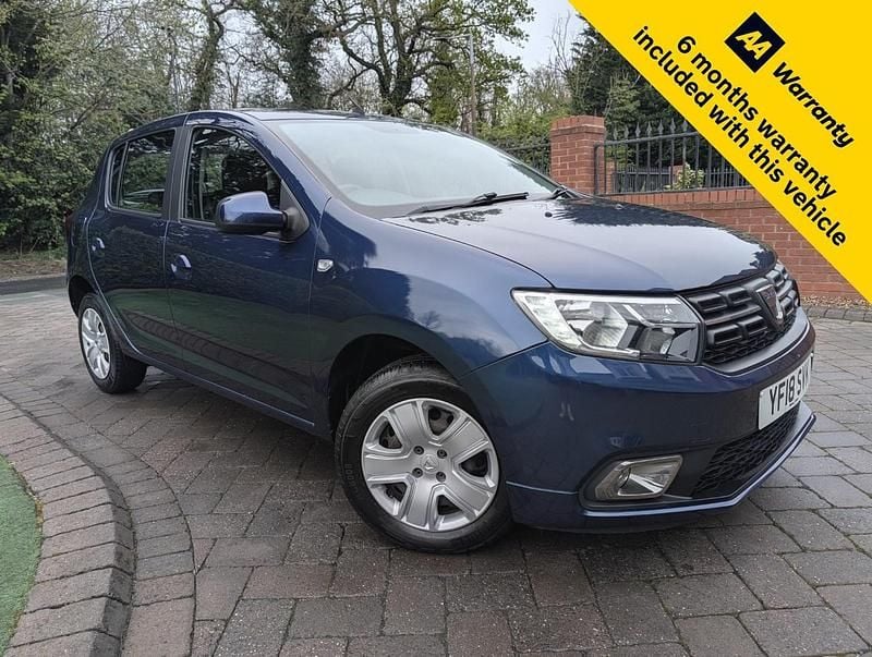 Used Dacia Sandero Lauréate 90 HP (66 kW) 2018 Cosmos blue Hatchback