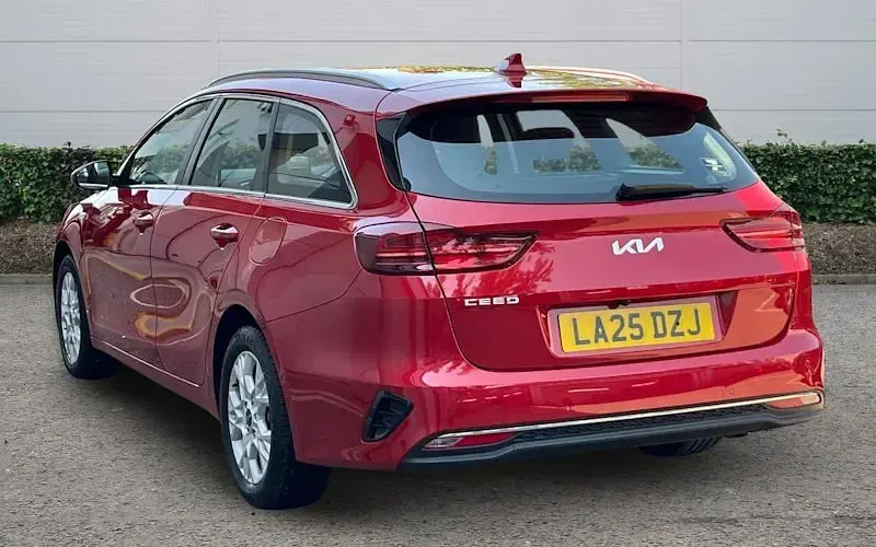 Used Kia Ceed Sportswagon 140 HP (102 kW) 2024 Estate