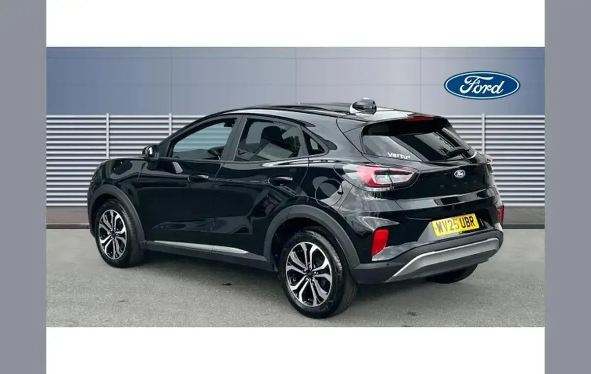Used Ford Puma Titanium 125 HP (91 kW) 2025 Black SUV