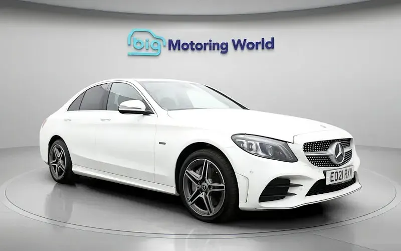 Used Mercedes C300e AMG line 320 HP (235 kW) 2021 White Sedan