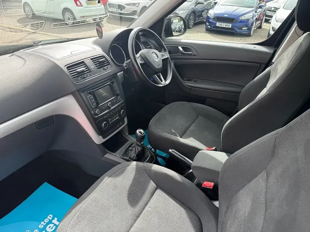 Używany Skoda Yeti 140 KM (102 kW) 2014 Czarny SUV