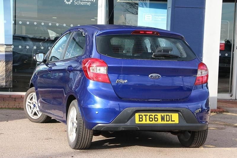 Used Ford Ka Zetec 84 HP (61 kW) 2016 Blue
