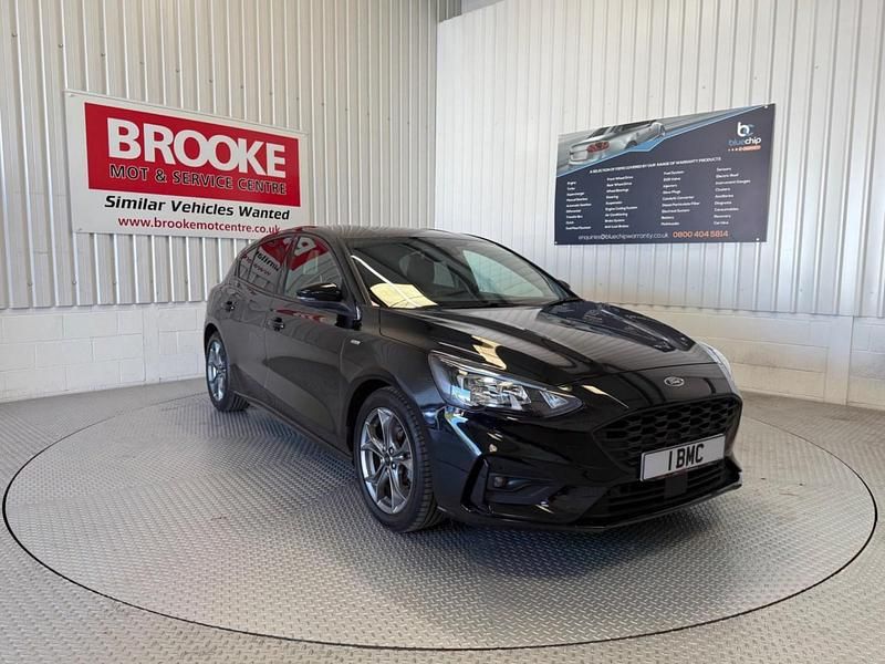 Black Used 2021 Ford Focus ST-Line Hatchback | £11,190 (Good price) - Image 1/2