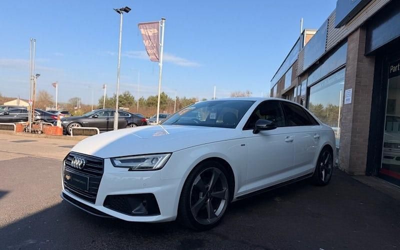 Used Audi A4 Black Edition 150 HP (110 kW) 2019 White Sedan