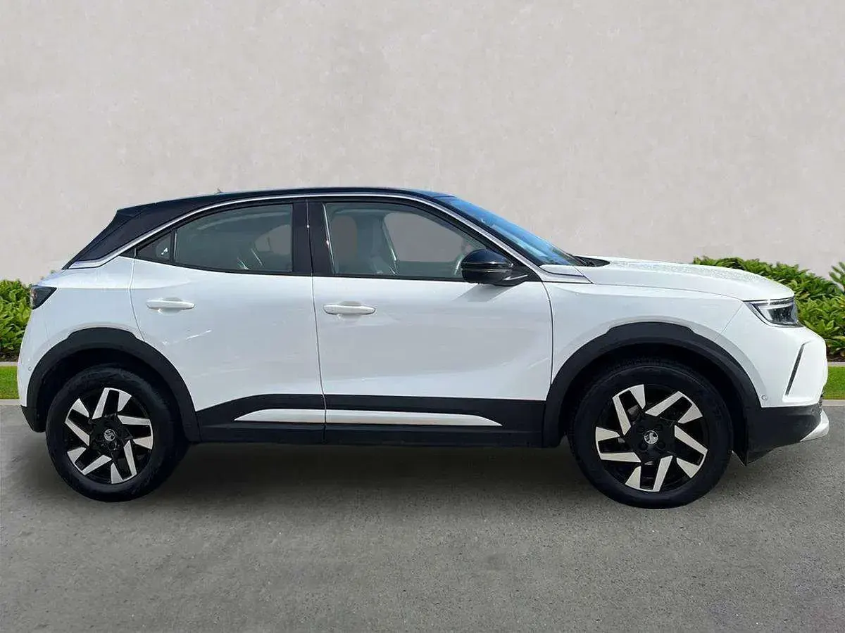 Used Vauxhall Mokka Elite 2022 White SUV