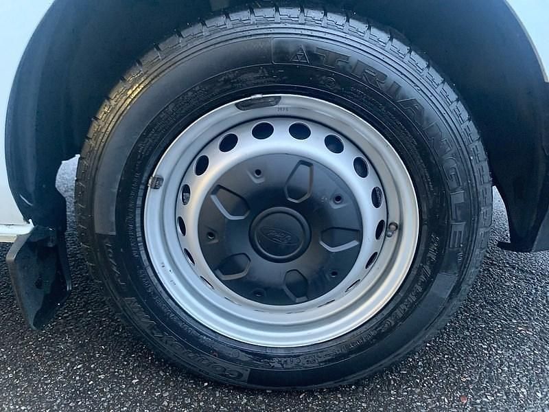 Used Ford Transit Custom 105 HP (77 kW) 2022 White Van