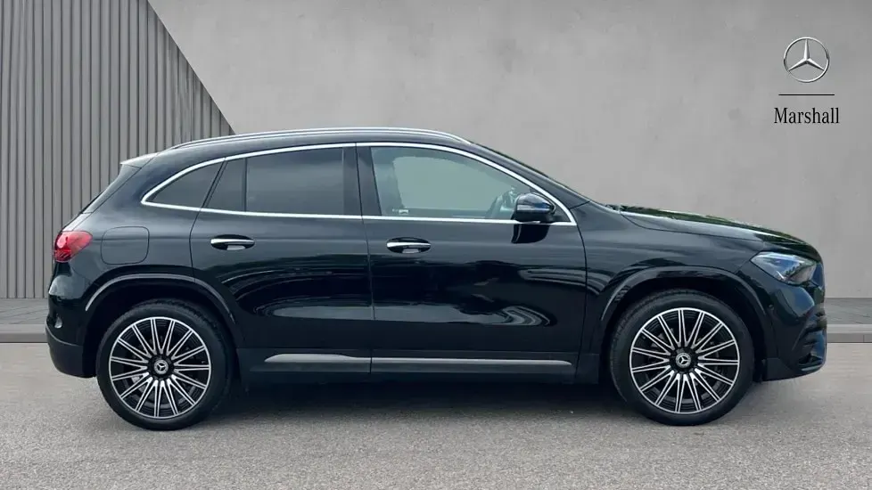 Used Mercedes GLA250 AMG Line Premium 218 HP (160 kW) 2024 Cosmos black metallic SUV