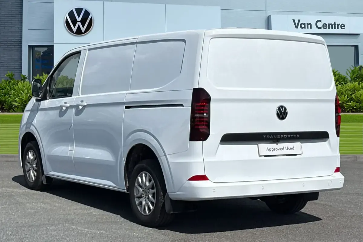 New VW Transporter 110 HP (80 kW) 2025 White Van