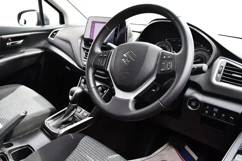 Used Suzuki SX4 115 HP (84 kW) 2024 Grey Hatchback