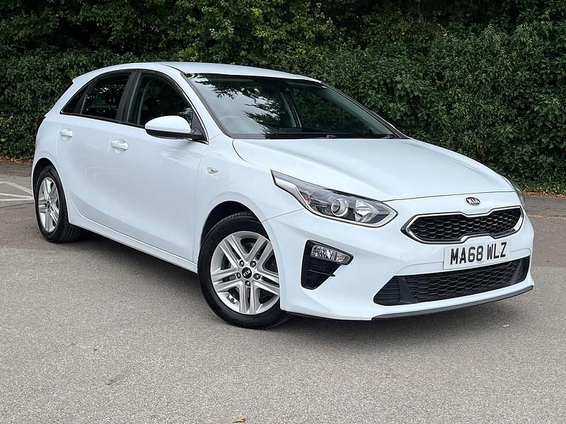 White Used 2018 Kia Ceed 2 Hatchback | £6,990 (Fair price) - Image 1/4