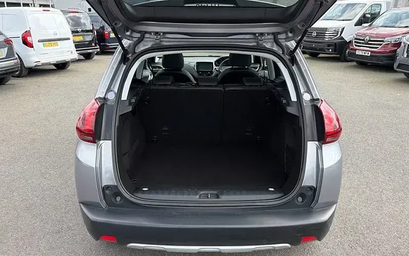 Used Peugeot 2008 Allure Premium 110 HP (80 kW) 2019 Grey SUV