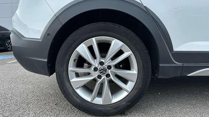 Used VW Taigo Match 115 HP (84 kW) 2024 White SUV