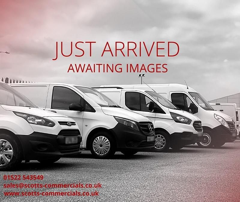Used Vauxhall Movano 130 HP (95 kW) 2019 Silver MPV